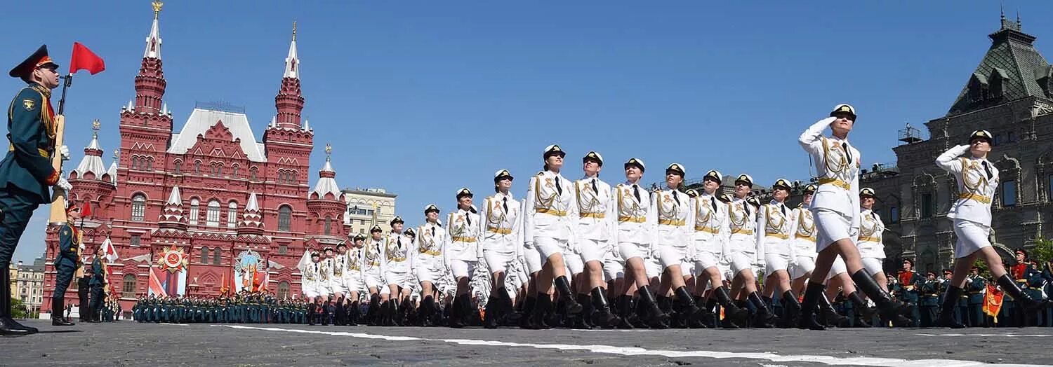 Девушки на параде Победы 2021 в Москве. Казахстан на параде в Москве. Парад на красной площади девушки. Парад 9 мая в Астане.