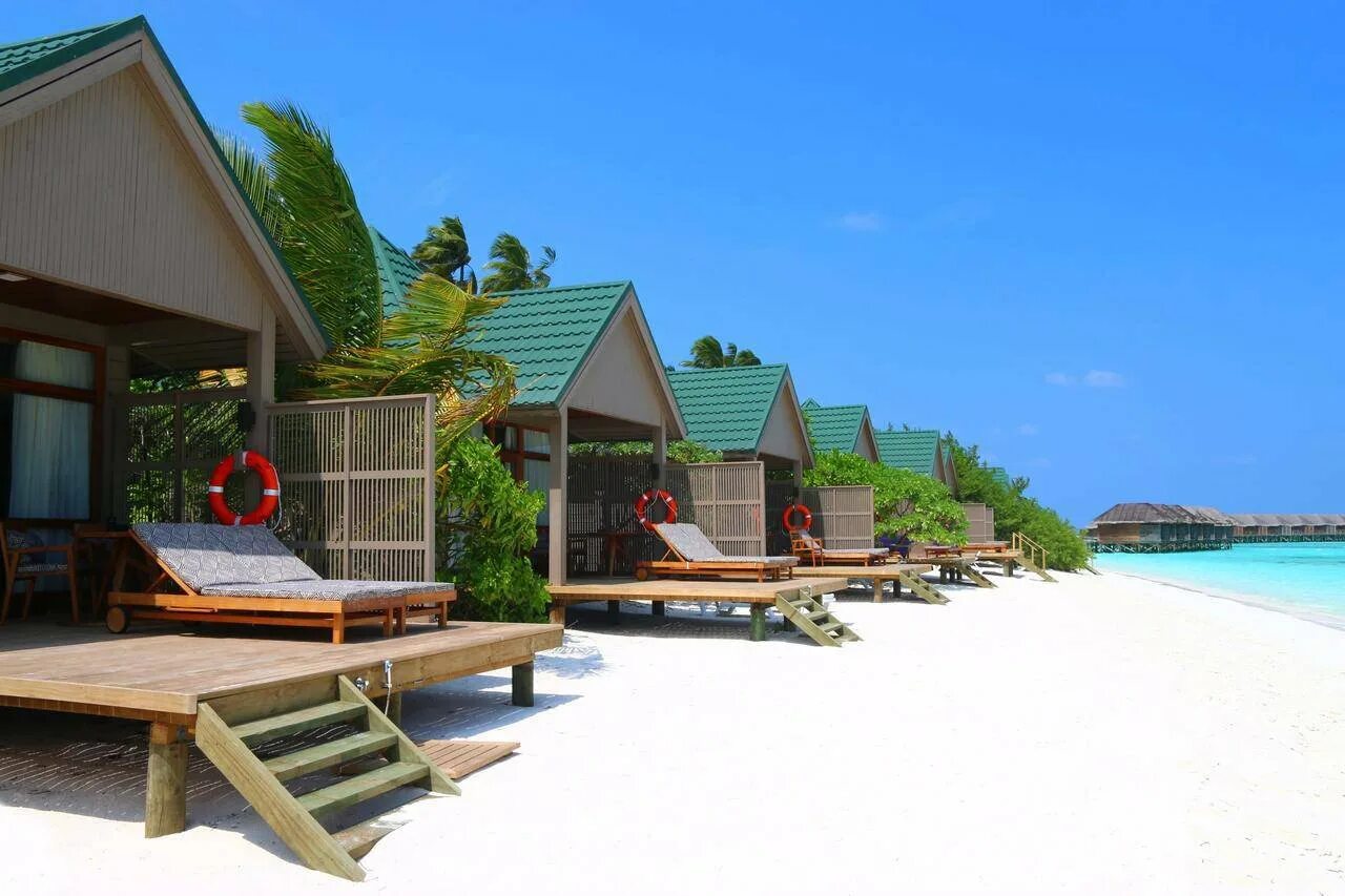 Island beach 2. Garden Villa Мальдивы Meeru. Мальдивы Meeru Island. Meeru Island Resort Spa 5. Meeru Island Resort 4.