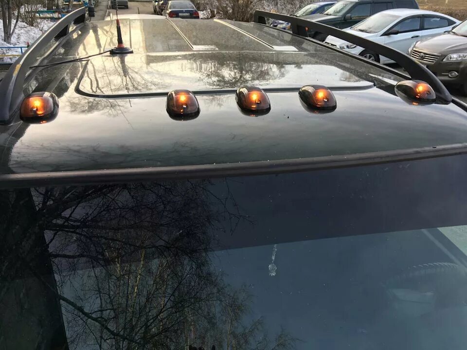 Автопоезд диодный на крышу. Светодиодные фонари автопоезд 12в. Габаритные огни автопоезда на крышу камаз. Фары на крышу внедорожника. Габаритные огни на крышу ram truck.
