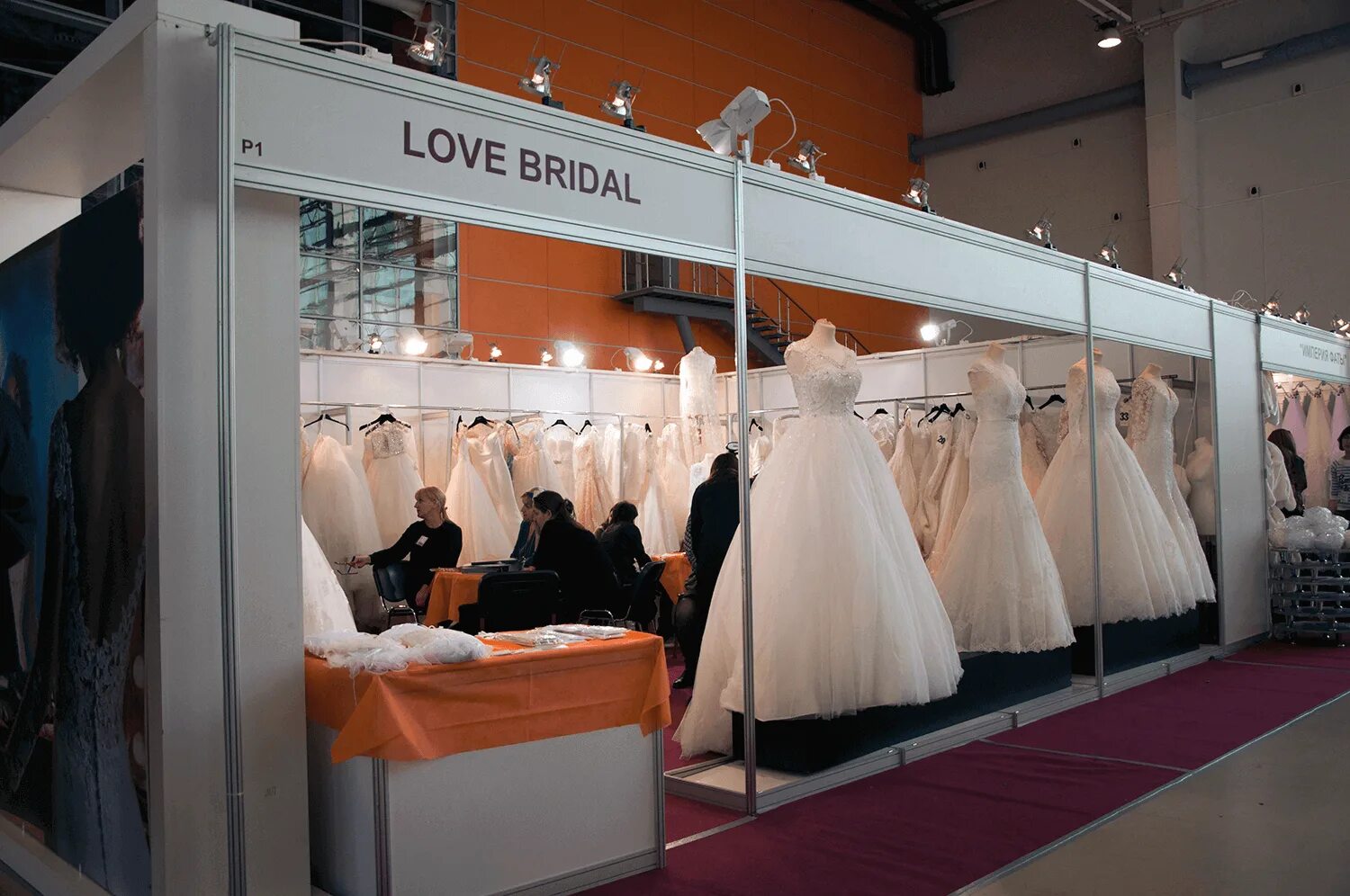 Выставка свадебных платьев. Свадебная выставка москва. wedding fashion moscow о выставке. свадебная выставка 2025 москва.