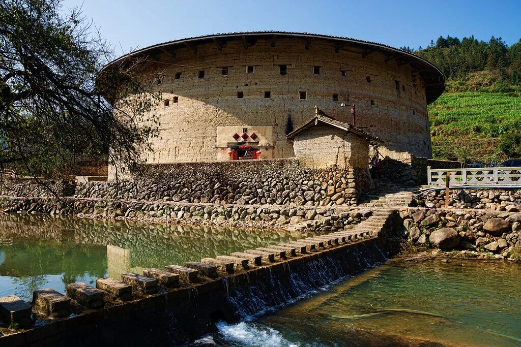 Ресторан провинция серпухов. Комплекс провинции. Комплекс провинции. Село улазы. Замки тулоу.