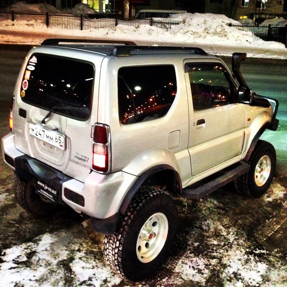 Jimny Suzuki Jimny. Сузуки Джимни 3. Suzuki Jimny 2010. Джимни Сузуки Джимни. Купить сузуки джимни с пробегом на авито