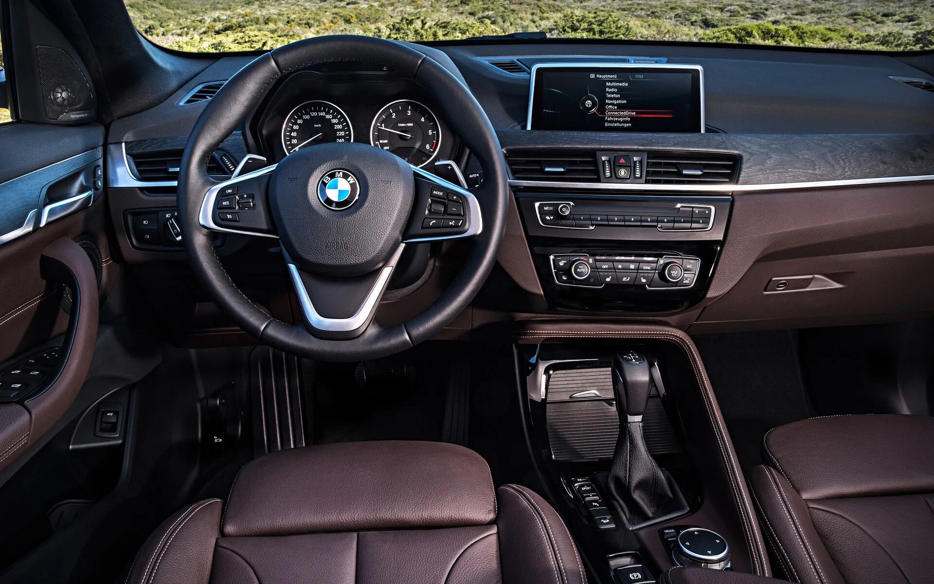 BMW x1 2016 салон. BMW x1 2022 салон. BMW x1 2015 салон. BMW x1 f48 2016. Bmw x1 m