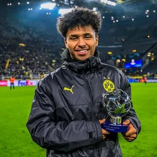 EuroFoot's tweet - "⚡ 🟡 Karim Adeyemi on his speed: "I eat alot of African food!