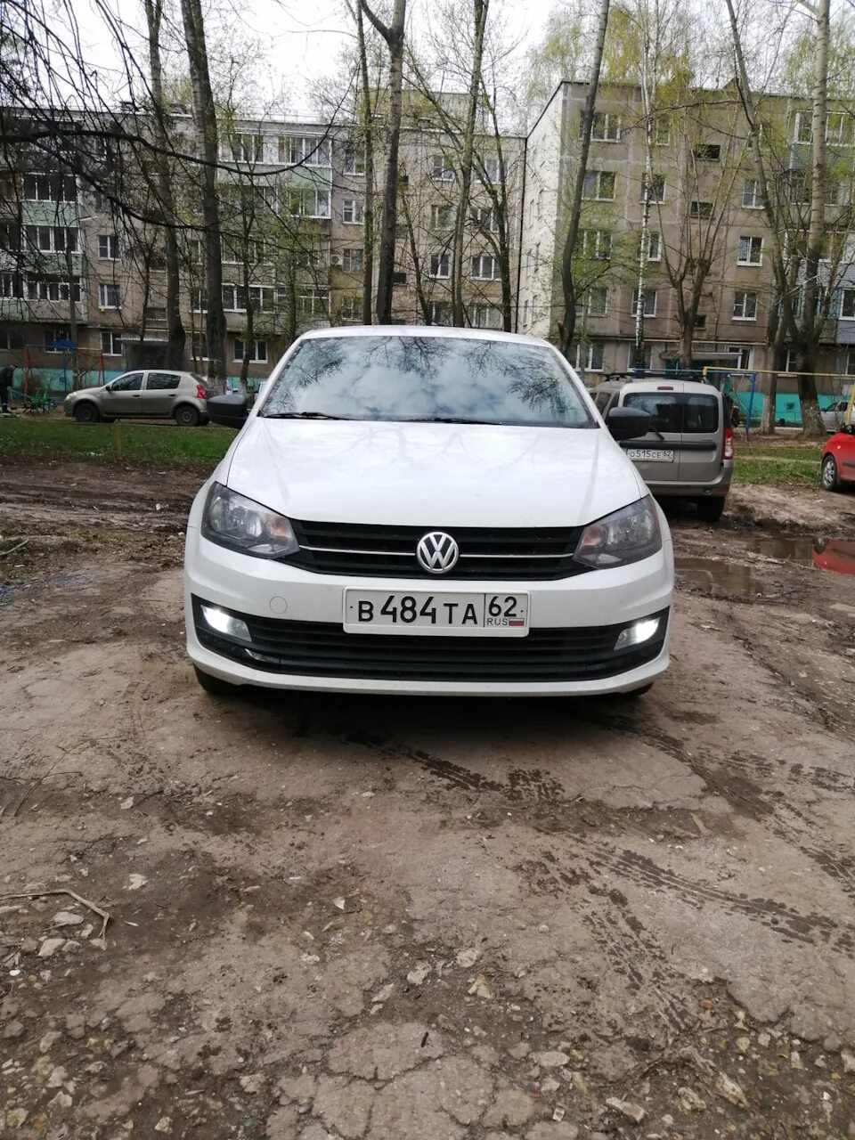Замена ламп ДХО - Volkswagen Polo Sedan, 1,6 л, 2016 года электроника DRIVE2