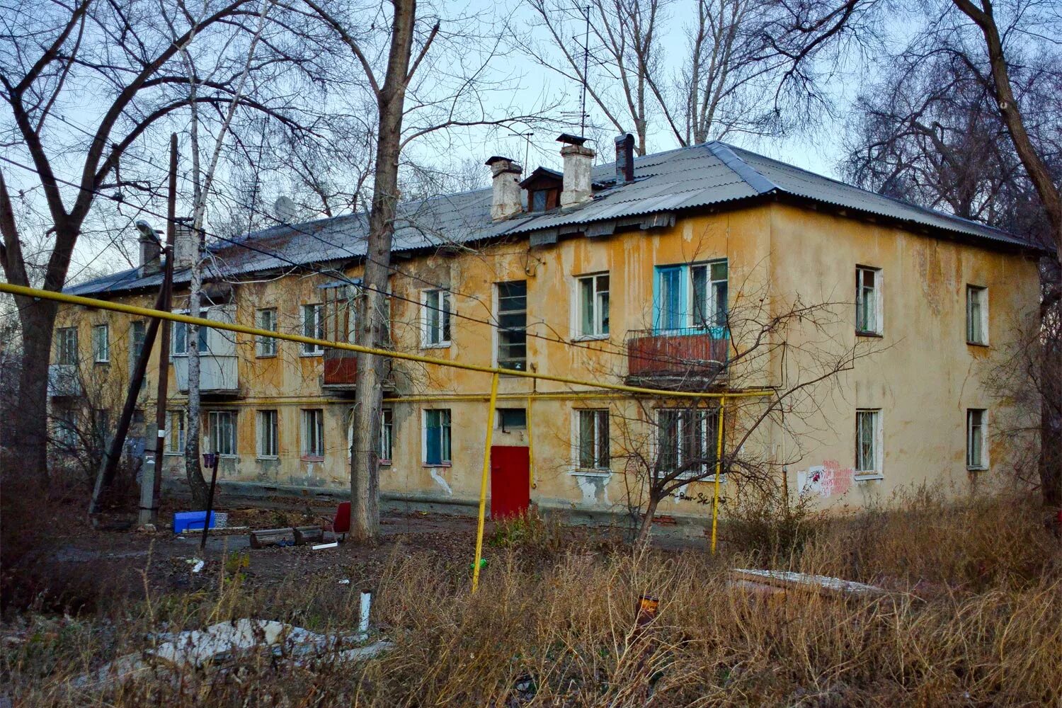 Город мориса тореза. Город мориса тореза