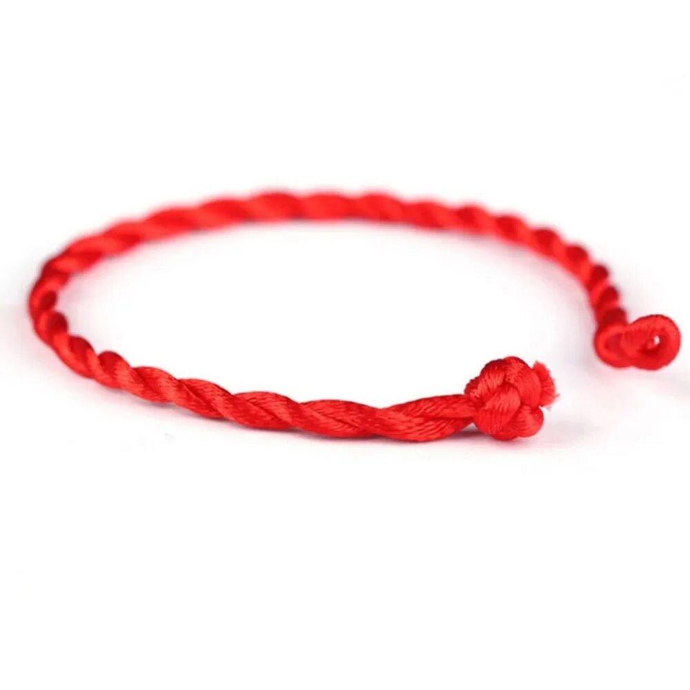 Красная нитка купить. Красные браслеты. Красный плетеный браслет. Браслет красная нить. Браслет на веревочке.