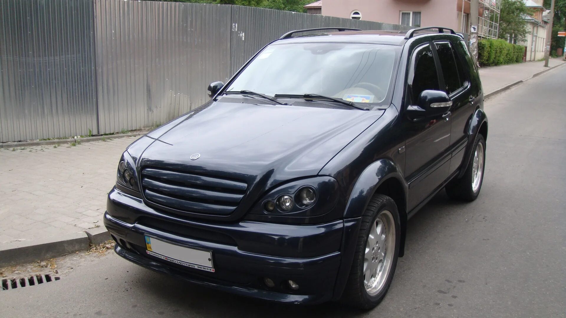 Mercedes m class w163 Brabus. Mercedes ml w163 Brabus. Мерседес 163 ml. Мл 163 кузов.