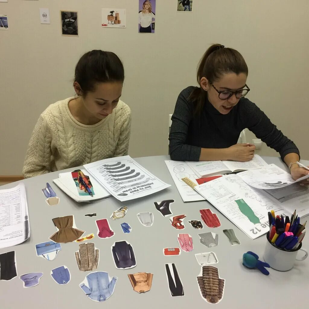 языковая школа екатеринбург. талисман для языковой школы. английская школа. Oxford language centre. школа английского языка шарыпово.