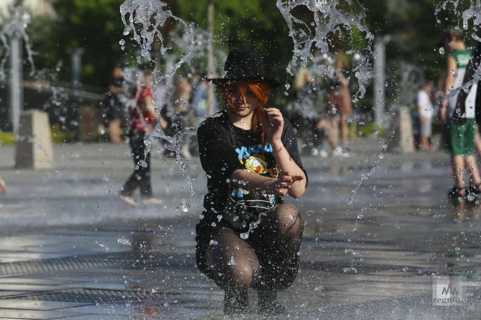 Любовь в городе жара. Аномальная жара в Москве 2010. Жара ы 2010 Москва. Апрельская жара в Москве. Жара в Москве 2023 лето.