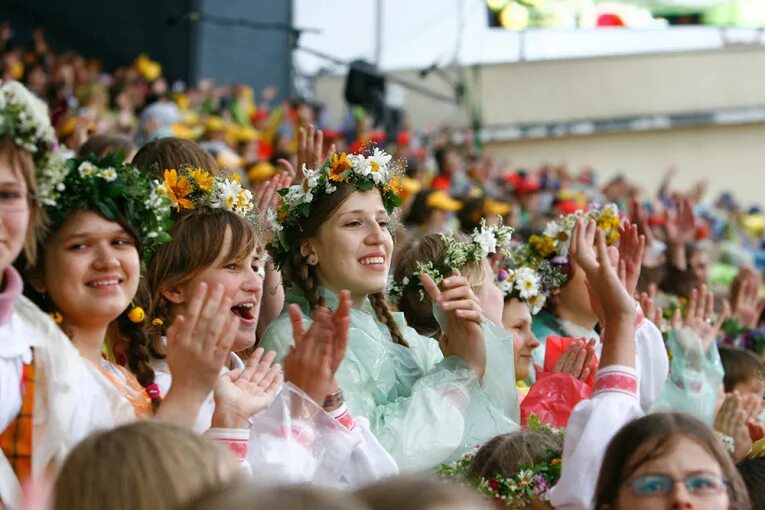 Литва население 2024. Литва народ. Жители Литвы. Литовские люди. Население Литвы.