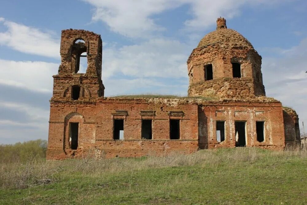 Село папино. Церковь село Урусово Саратовская. Храм Куракино Николая Чудотворца. Заброшенные храмы Саратовской области. Саратовская область, Урусово. Церковь Казанской иконы Божией матери.