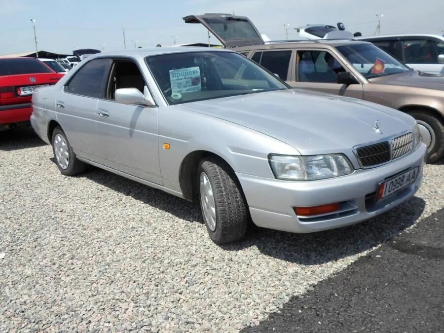 Куплю ниссан 1999 год. Ниссан Лаурель 1999. Ниссан Лаурель 1999 года. Nissan Laurel 2003. Ниссан Лаурель 1999г.