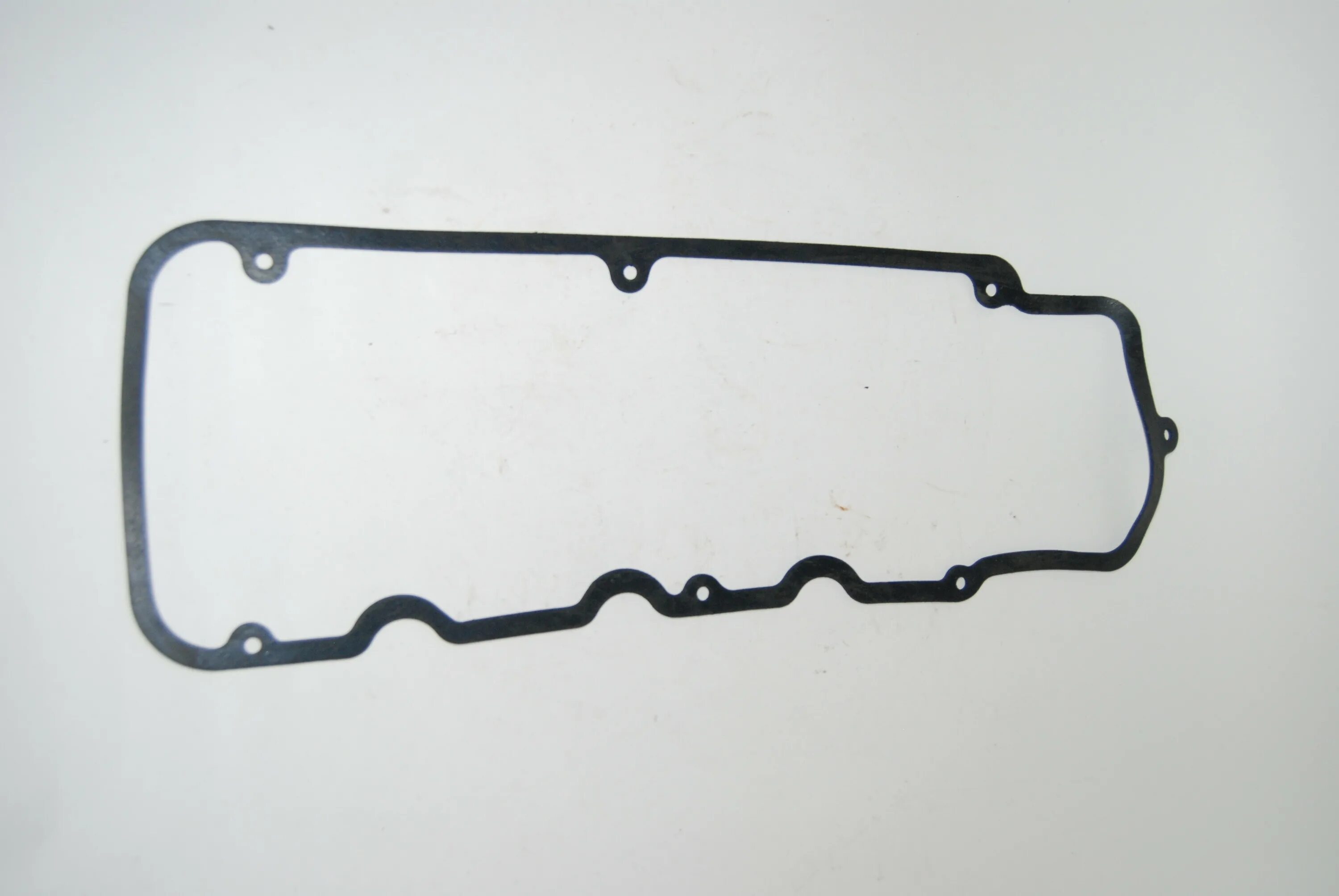 Прокладка под крышку. Прокладка клапанной крышки москвич 412. прокладка клапанной крышки москвич 2141. прокладка клапанной крышки москвич 2141 1.7. прокладка клапанной крышки 402 двигатель.