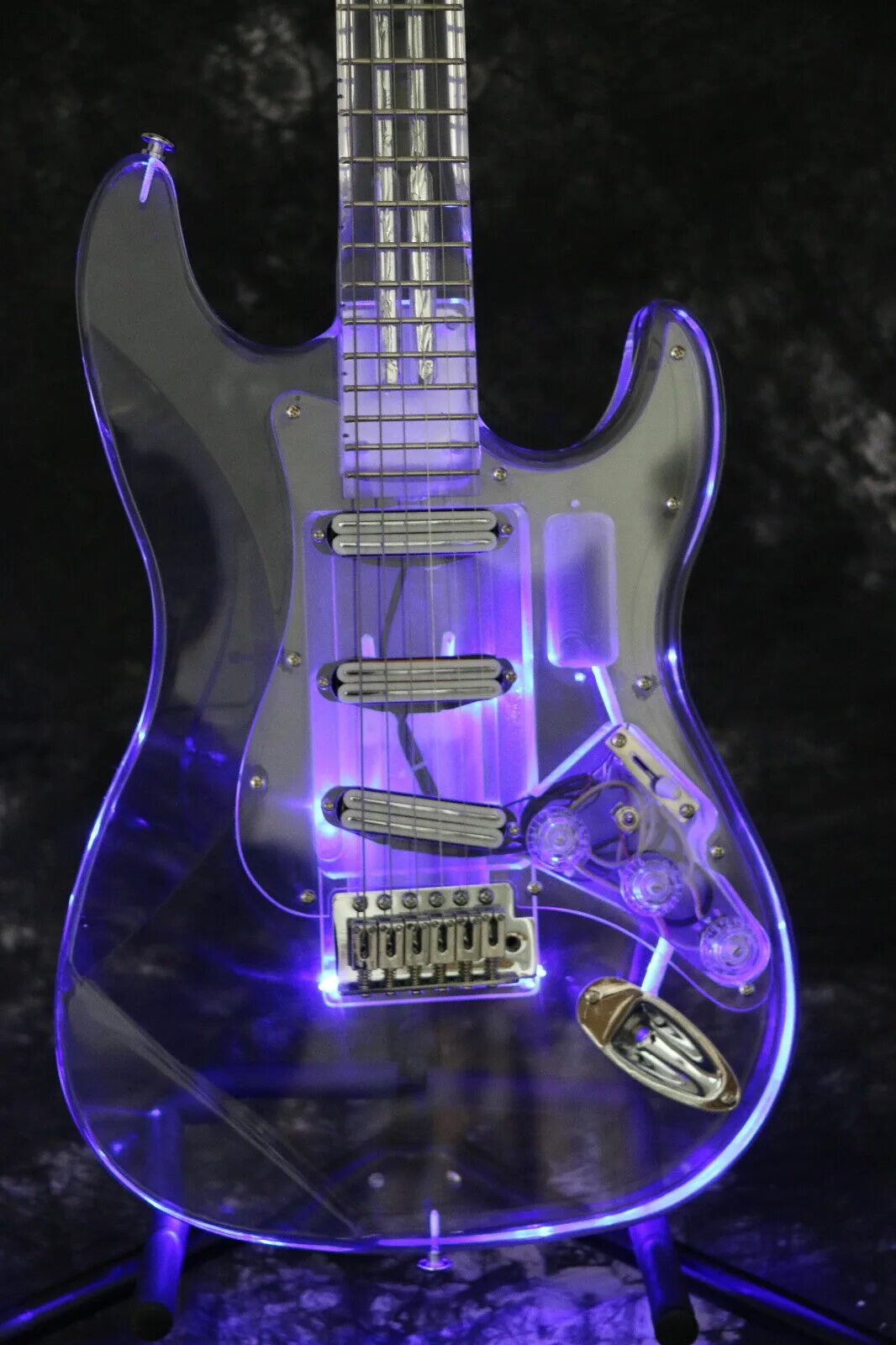 Starshine SR-MST-203 St Full Acrylic led Light Electric Guitar. Starshine SR-MST-203 St Full Acrylic led Light Electric Guitar фиолетовая. Fender 12 Electric. Электрогитара.