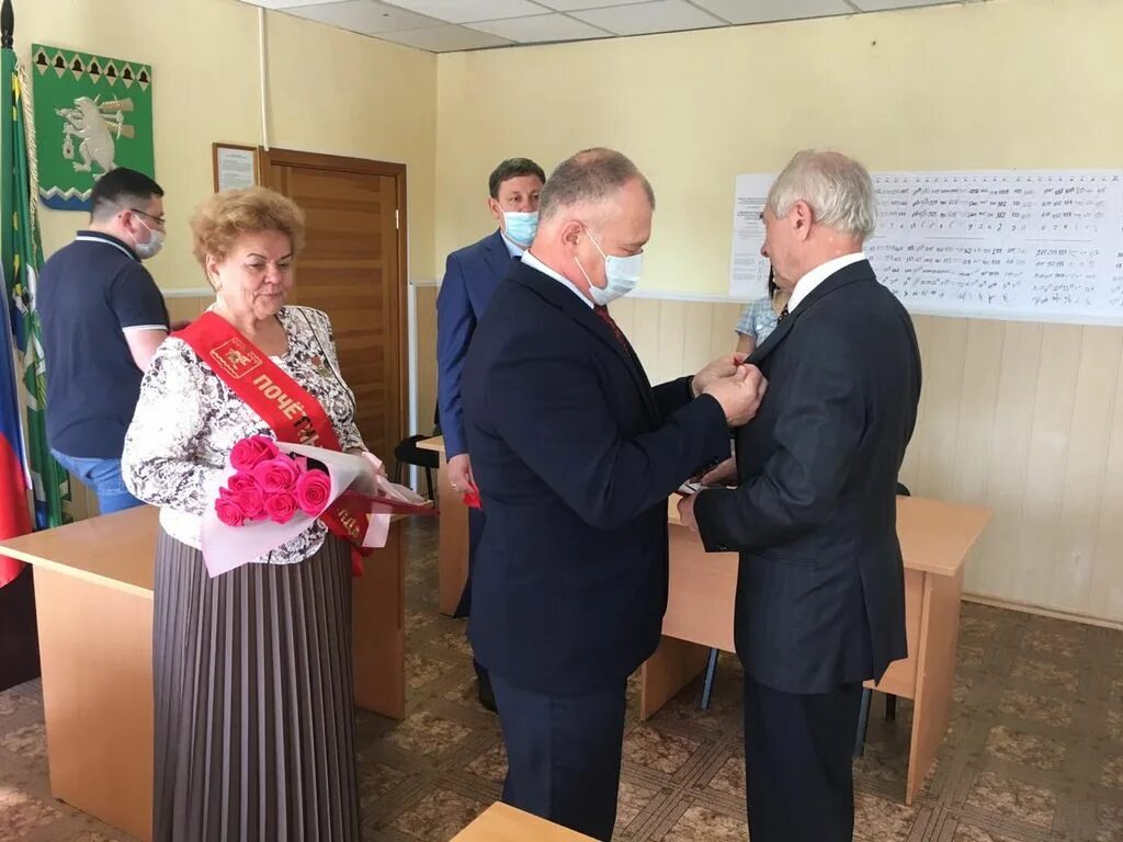 Вакансии артемовский свердловская область. Артемовский городской округ. атемарский городской округ. сайт артемовского городского округа. артемовский почетные граждане.