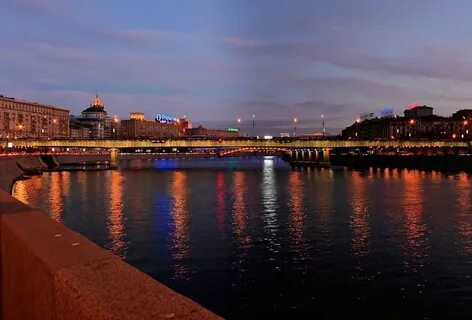 Река в москве л