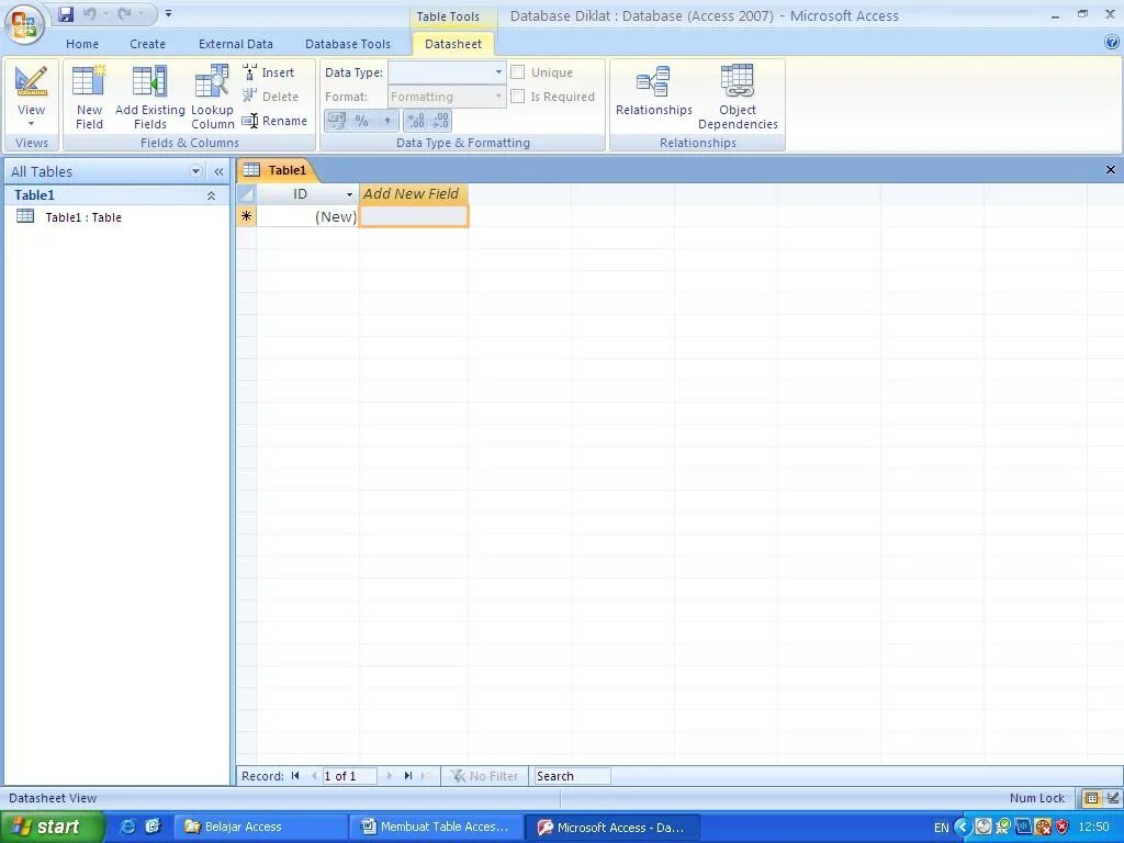 Задания ms access. Майкрософт аксесс таблица. программа для работы с таблицами access. интерфейс access 2007. microsoft access база данных.