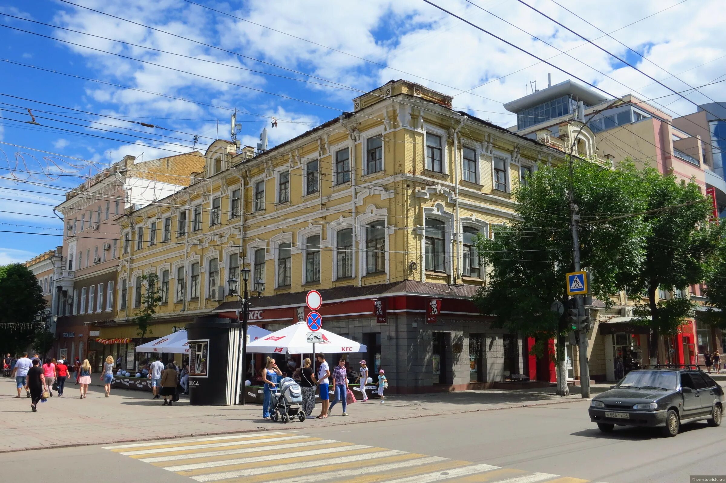 Арбатская саратов. Саратовский Арбат. Арбат в Саратове улица. Саратов Арбат пешеходная улица. Местный Арбат в Саратове.