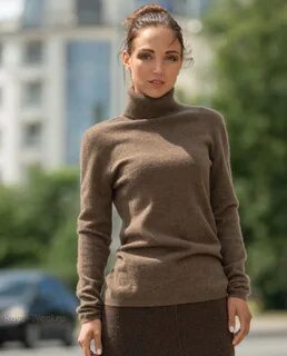 Шерстяные водолазки женские