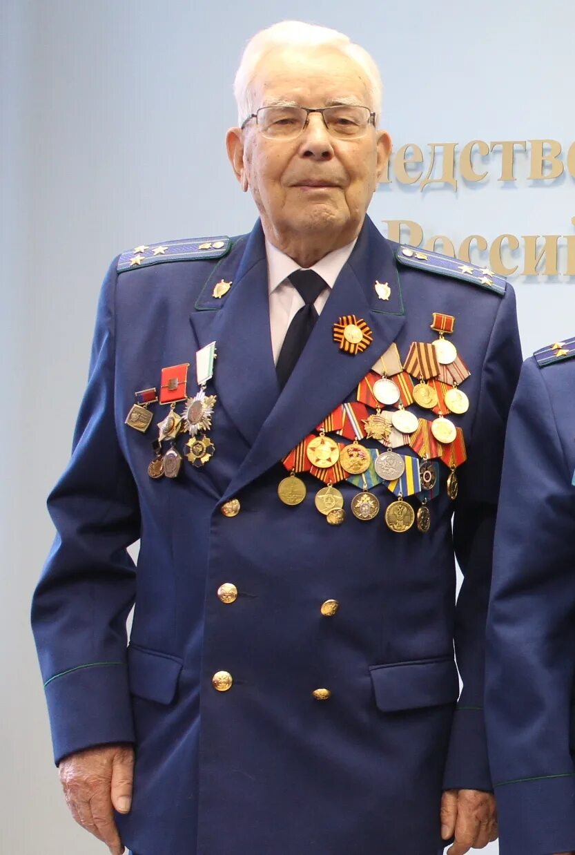 Ветераны следствия ск россии. Военно следственное управление. Медаль «ветеран следственных органов»; ск. Ветеран следственного комитета. Ветераны следственного комитета.