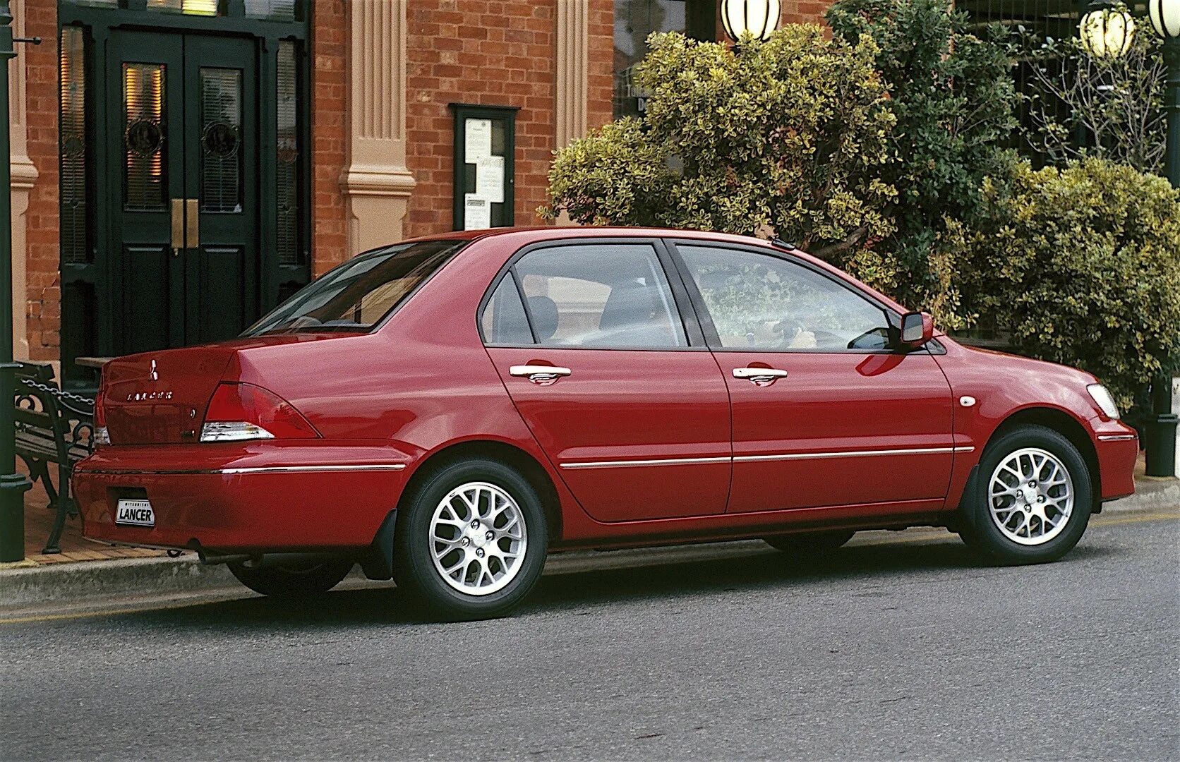 Mitsubishi Lancer 2000. Lancer Mitsubishi Lancer 2000. Mitsubishi 2000 Лансер. Митсубиси 2000 Lancer. Лансер 2000 года