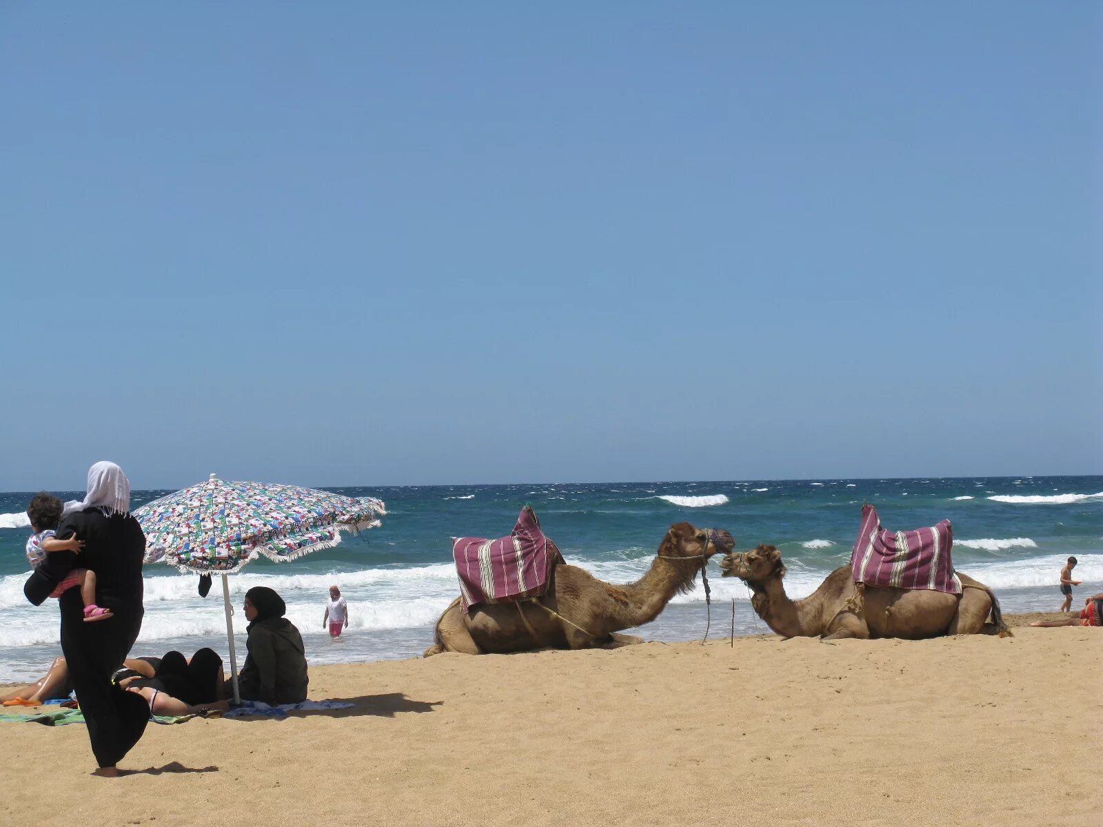 Марокко касабланка корниш. Агадир марокко пляжи. Курорт агадир марокко. Агадир марокко туризм. Город агадир в марокко.