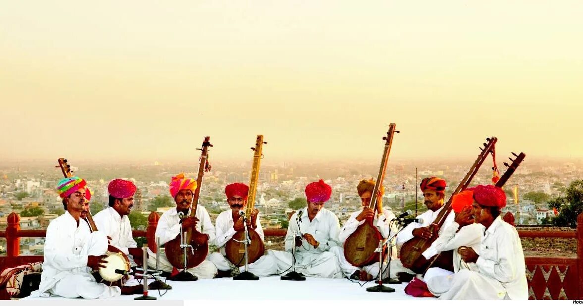 кришна-джанмаштами в индии. музыкальная культура индии народа-. гейша с сямисэном. музыкальные традиции народов востока 5 класс. китайский фольклор.