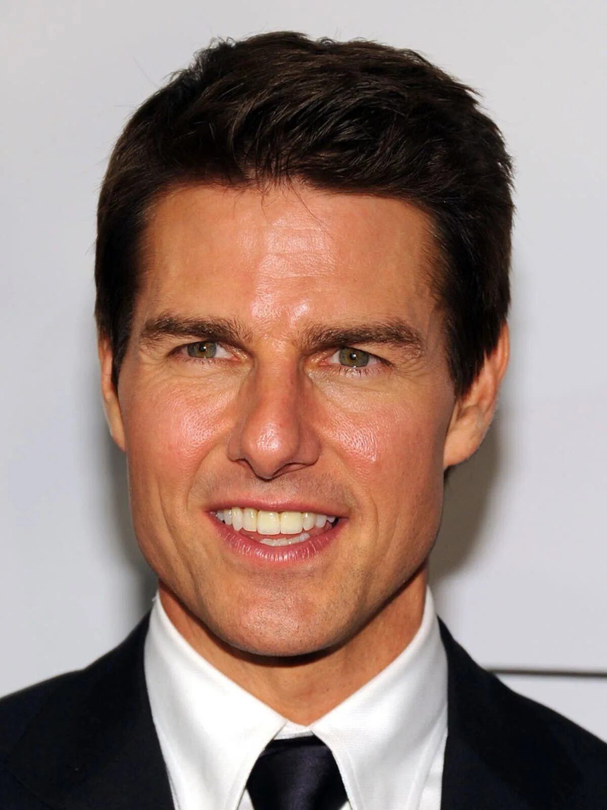 10 известных личностей. Tom Cruise. Том Круз 1995. Улыбка Тома Круза. Tom Cruise 2023.