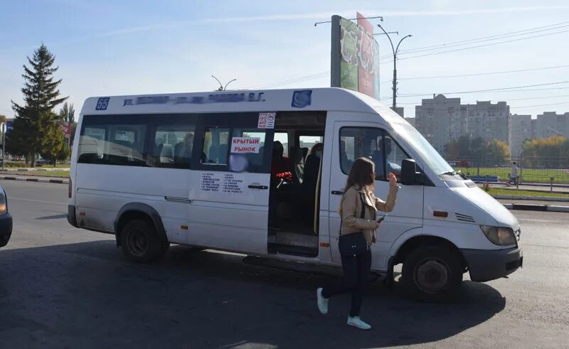 Автобус во дворе. Маршрутка дом связи. Автобус 32 стерлитамак. Маршрутка дом связи. Маршрутка дом связи.