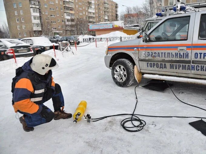 Оперативный автомобиль мчс. Аварийно спасательный отряд норильск. Аварийная служба мурманск первомайский. Газель оперативный штаб. Аварийно спасательный отряд 1.