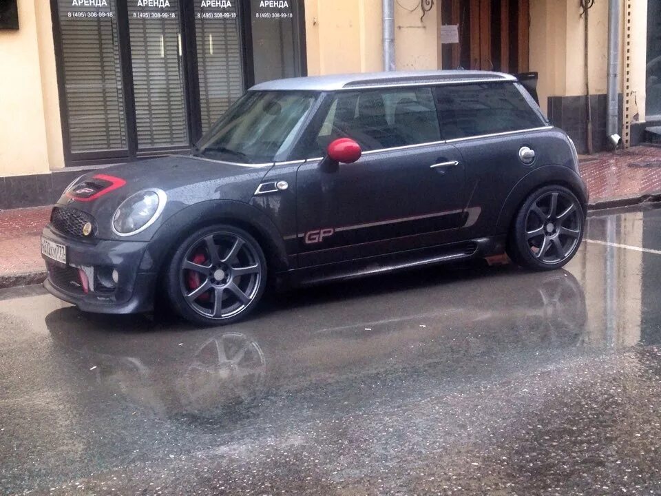 Mini Cooper JCW диски. Диски Mini Cooper r17. Диски мини Купер r18. Mini Cooper 2011 r18. Диски mini cooper