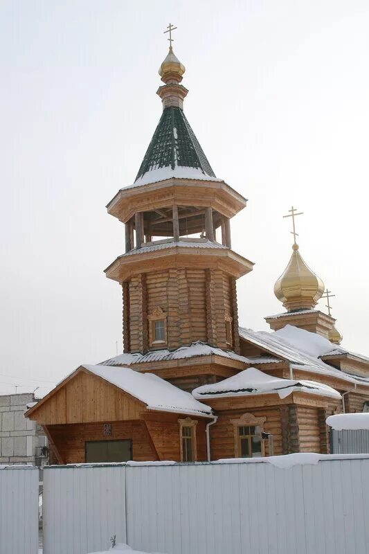 храм дмитрия солунского щитниково. храм поселок восточный. церковь поселок восточный. храм в восточном поселке. восточный серовский район свердловская область.