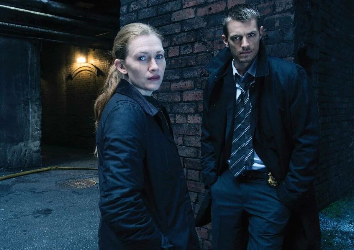 Рейтинг детективов нетфликс. Убийство сериал нетфликс. убийство the killing, сериал, 2011-2014. убийство the killing 2011. сара линден сериал убийство.