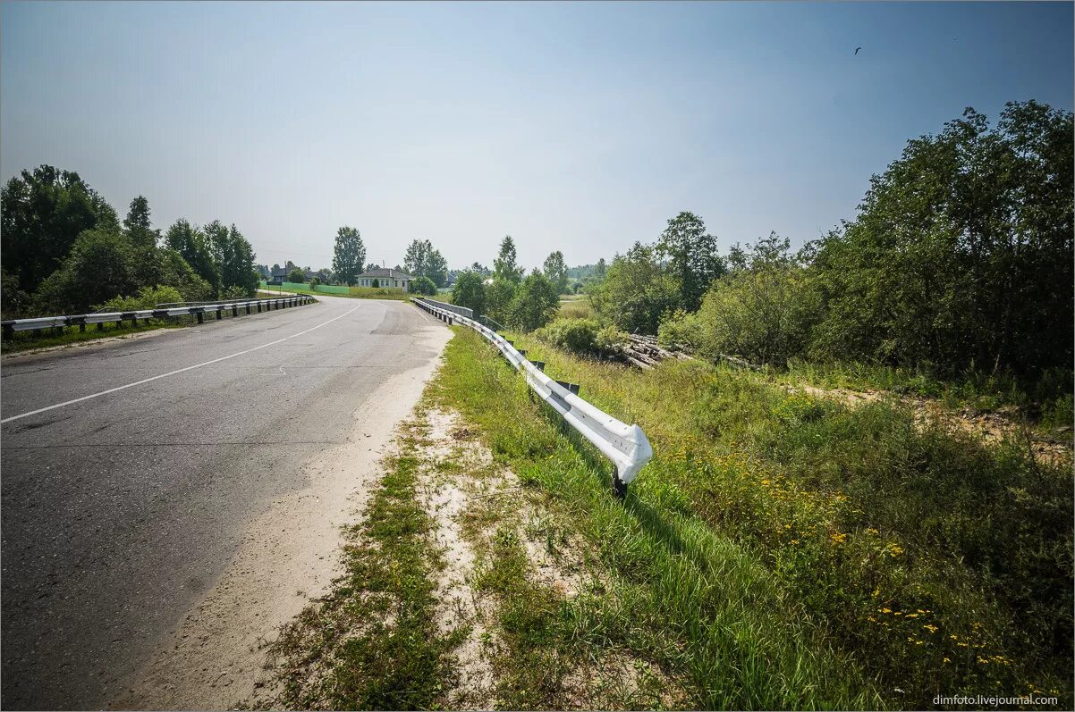 Сел постоять. Русские дороги. Российская дорога. Русская дорога фото. Ширь дорог.