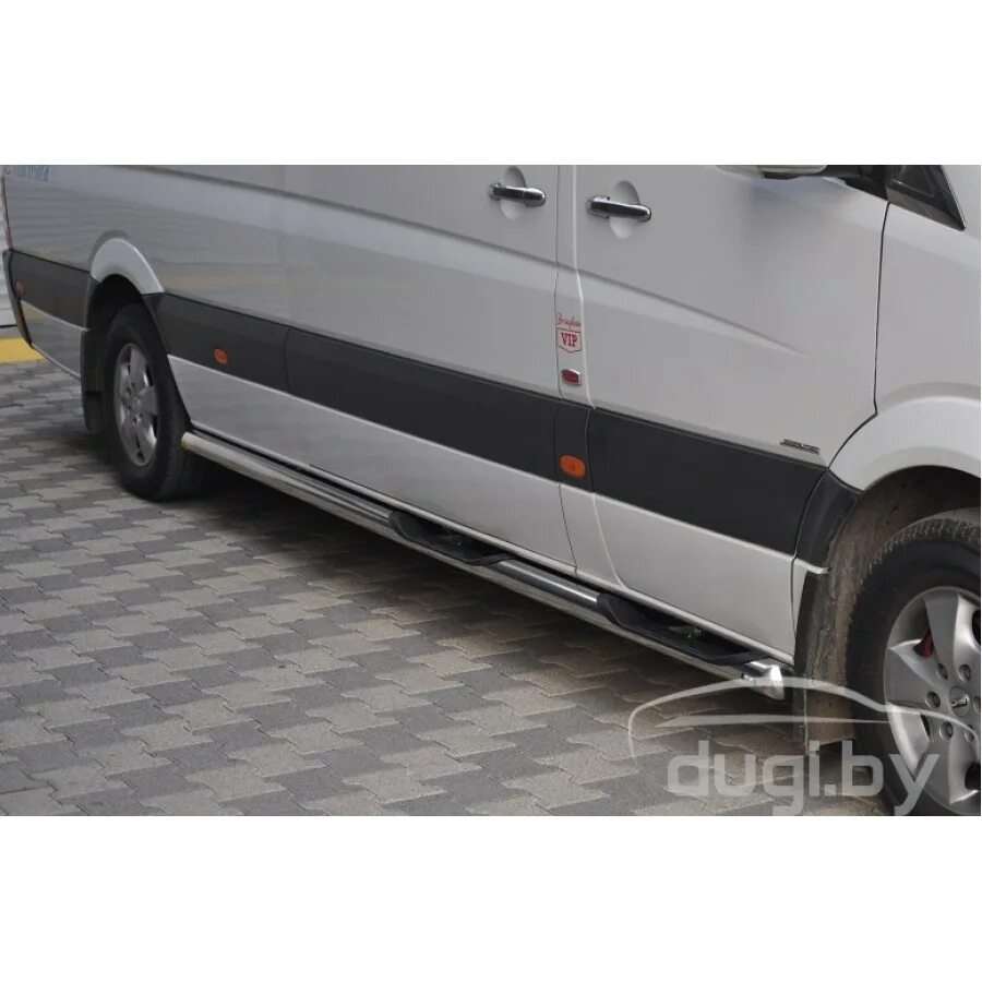 Порог спринтер. Mercedes Sprinter w 903 пороги трубы в2. Порог Sprinter w907. Боковые подножки Sprinter 907. Защита порога Спринтер 906.