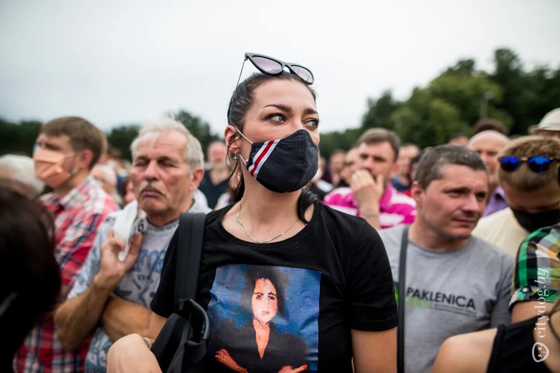 Марш протеста в минске 25 октября. Забастовка протесты 2020 беларусь. Митинги в белоруссии 10 август 2020. Протесты в беларуси задержания. Протесты в беларуси 2020.