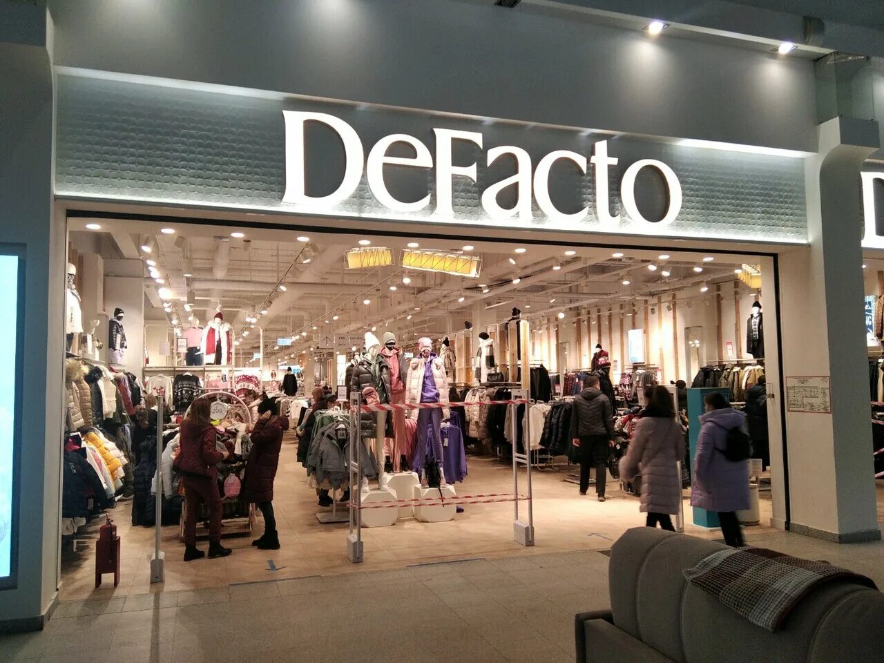 магазин de. Defacto одежда интернет магазин. де факто одежда магазины в москве. De facto турция. Defacto казань.