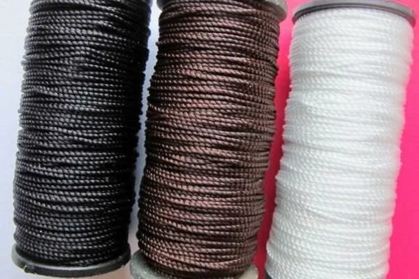 Нитки (1000d3/s10) col. Прочные нитки. Нитки капроновые 50к. Нить капроновая на катушке. 2030812 lotus fragrance фото ниток.