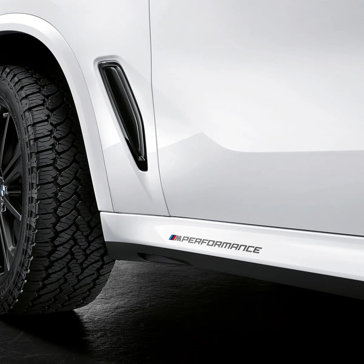 X5 m performance. Обвес m performance bmw x5 g05. обвес м перфоманс на х5 g05. наклейки m performance для bmw x5 g05. брызговики bmw x5 g05.