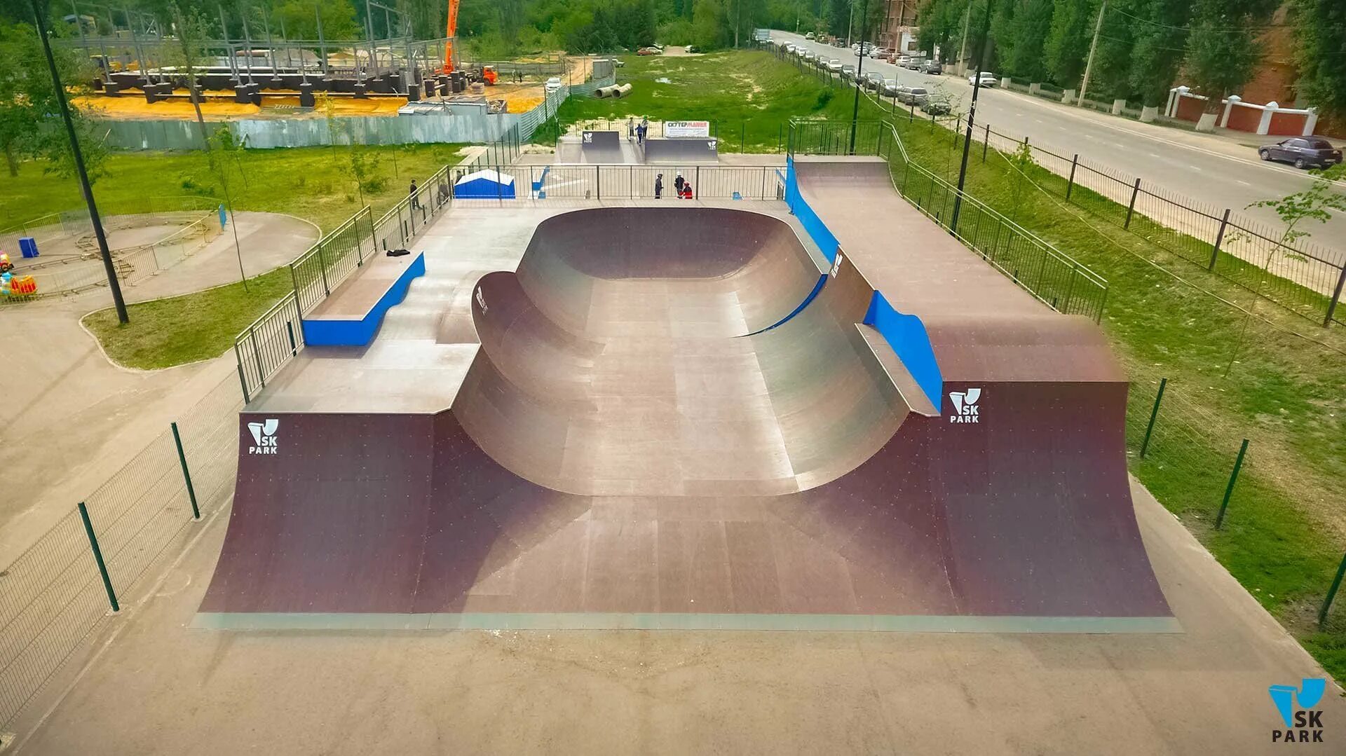Самые большие скейт парке. Егорьевск скейтпарк. Муринский парк скейт парк. Скейт парк Юрловский. Скейт парк XSA В Москве.