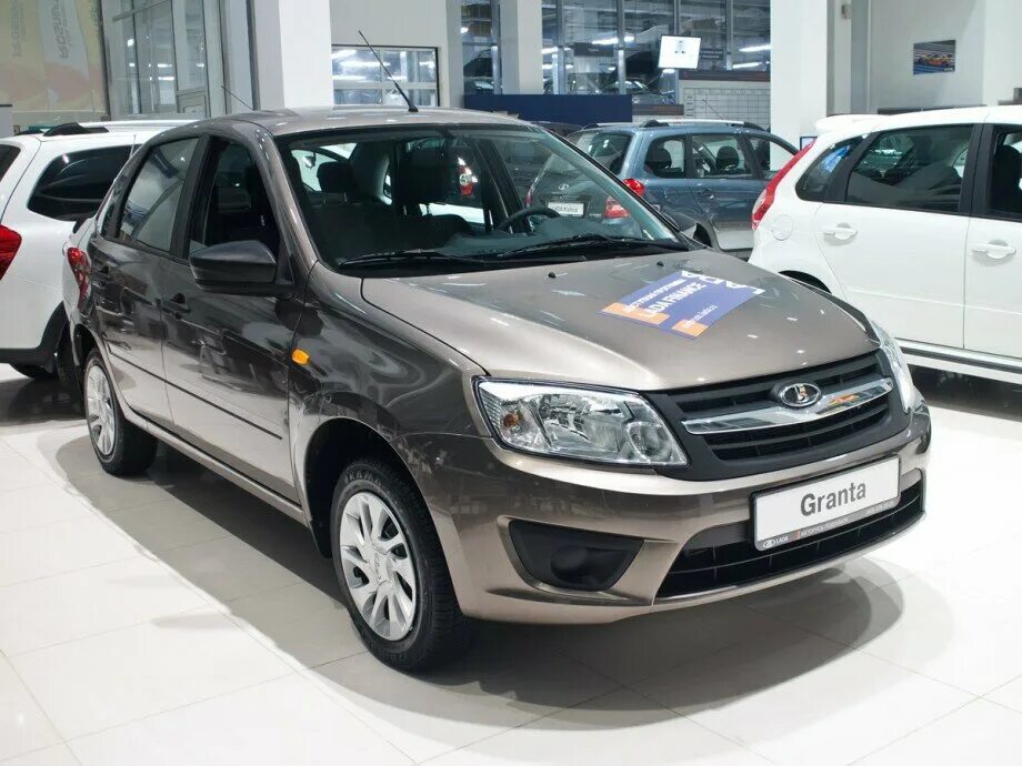 машина с пробегом гранта. авто с пробегом гранта москва. лада гранта красная. гранта 1 поколение. авто с пробегом гранта москва.