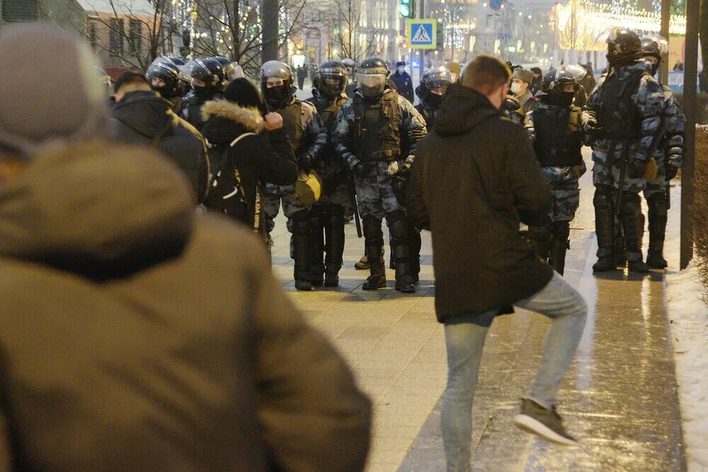 Несанкционированный митинг правонарушение. Митинг дети несанкционированный это. Чем грозит несанкционированный митинг. Новостная заметка на тему несанкционированного митинга. Почему проводят несанкционированные митинги.