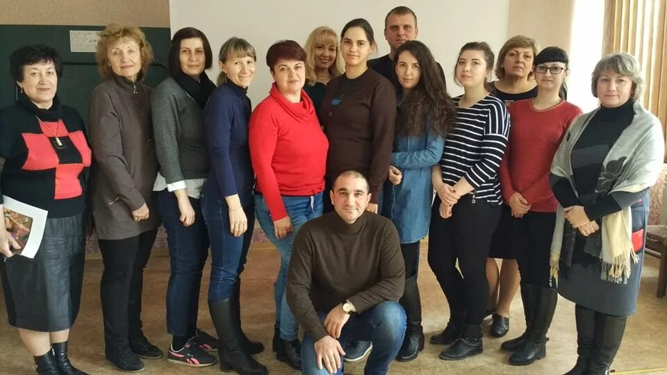 ровеньский детский дом. мку наш город. центры социальной помощи семье и детям рисунки. центр помощи семье и детям. щербиновская црб фото.