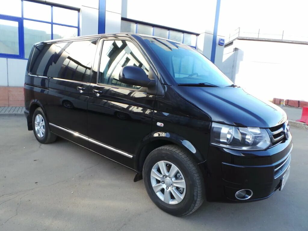 Мерседес вито 6 мест. Hyundai h1 2011. 5 дизель. Минивэн авито. Форд транзит 2004 белый.