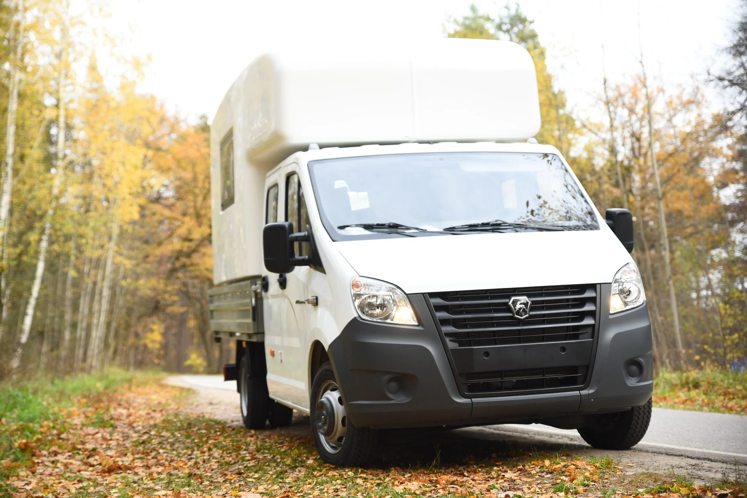 Автодом из ивеко дейли. Fiat ducato автодом. Газель некст 4х4 автодом. Камаз 43502 автодом. Burstner campeo с 540 active 4*4.