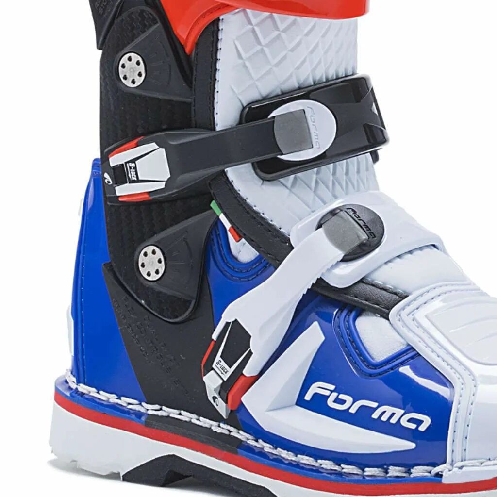 Boot form. Мотоботы forma predator. кроссовые мотоботы forma predator 2.0. мотоботы forma predator 2.0 white 43. мотоботы форма предатор 2.0 2025 год.