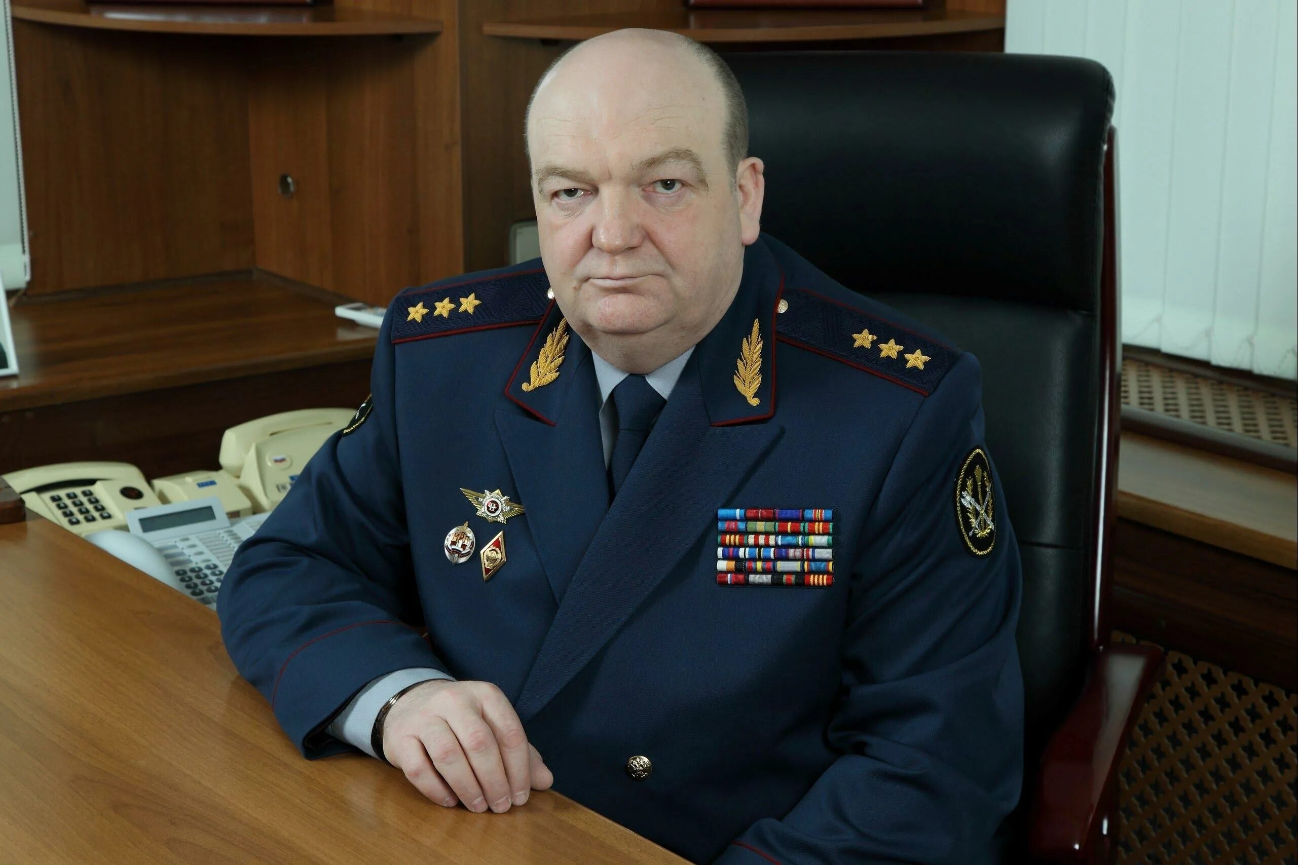 Генерал майор шихов евгений витальевич. Начальник уфсин россии калашников. Александр калашников фсин. Реймер директор фсин. Александр новиков фсин.