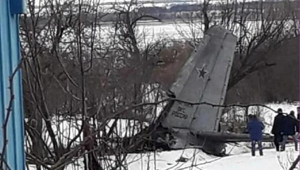 Сбили человека самолетом. АН-26 В Воронежской области. Крушение АН 26 В Воронежской области. АН 26 упавший в Воронежской области.