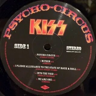 Kiss circus